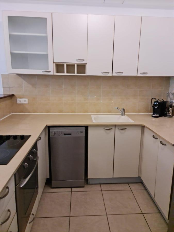 Apartment In Heart Of エルサレム エクステリア 写真